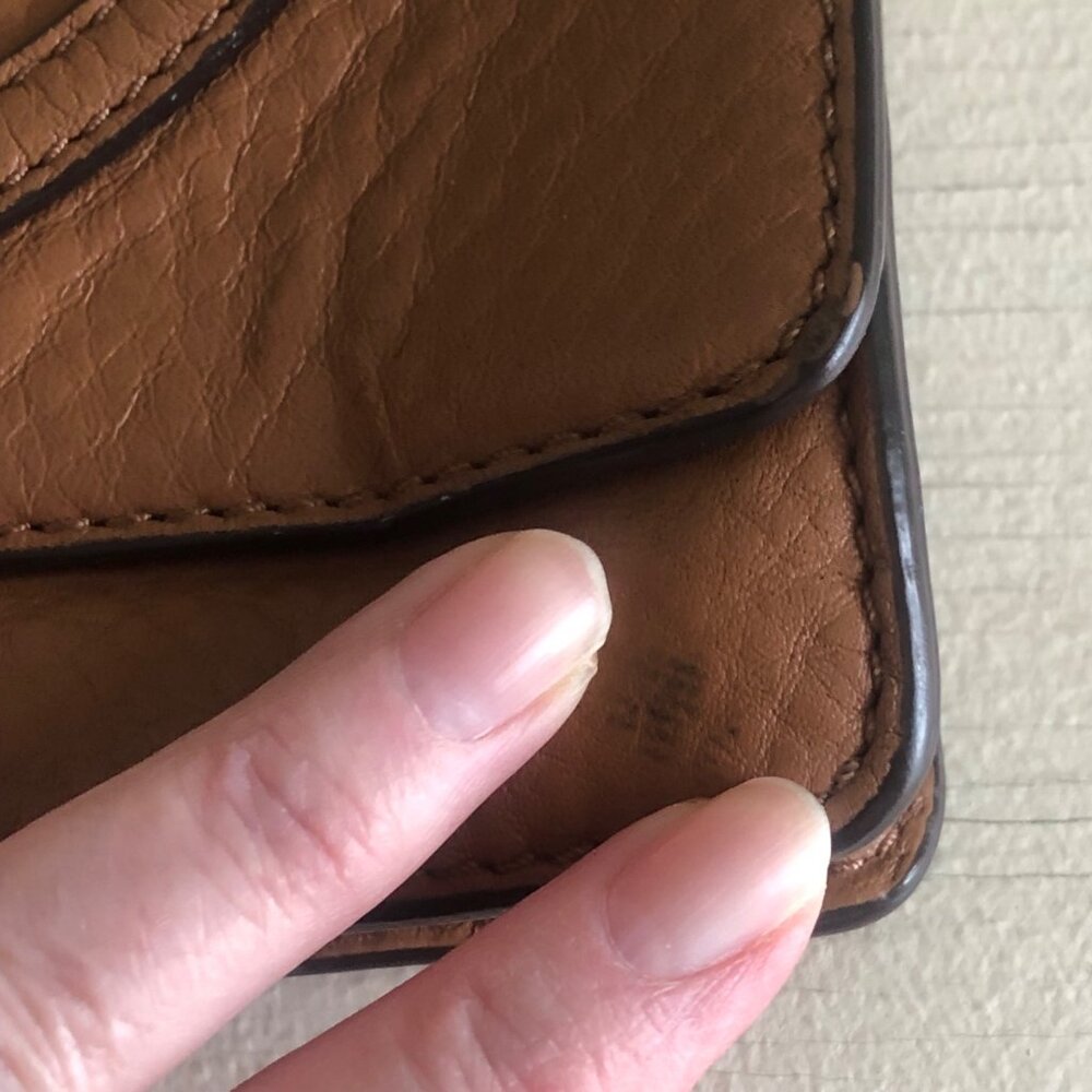 Tory Burch ALL T Crossbody Bag Bark - Picture 12 of 12